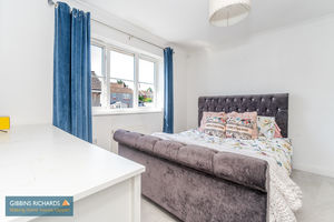 Bedroom- click for photo gallery